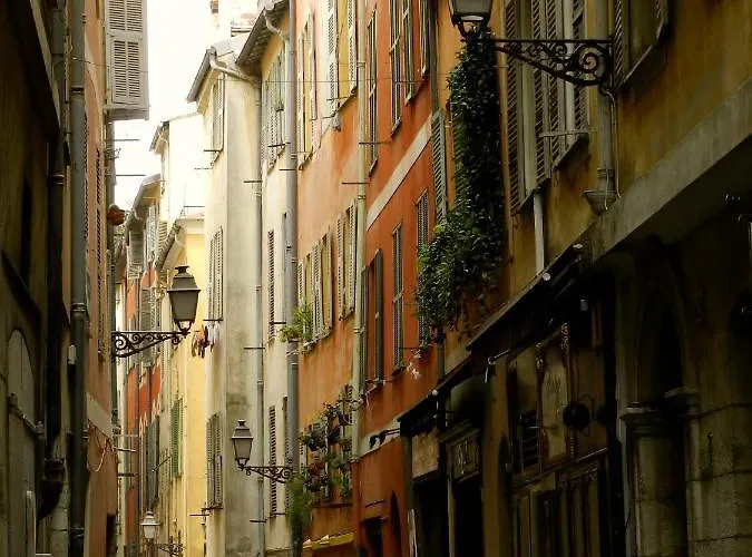 Daire History-chic In Oldtown, Nice