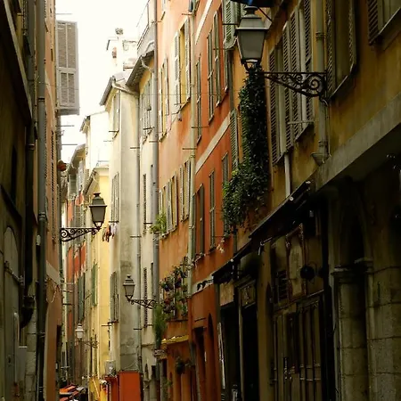 Apartamento History-chic In Oldtown, Nice